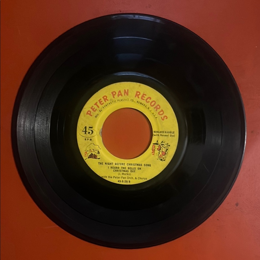 Peter Pan Records Vinyl 45 RPM Christmas songs